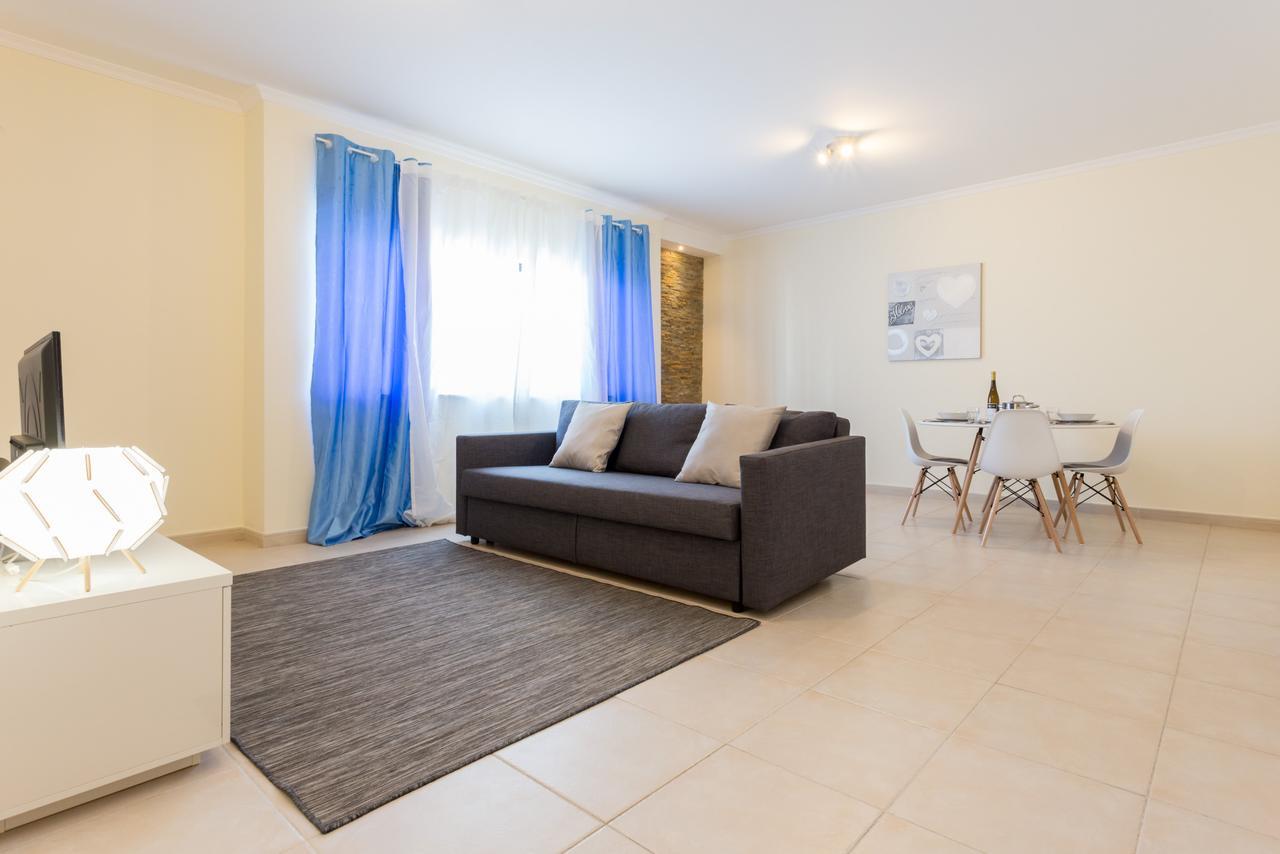 Pedros Apartment By Seewest ラゴス エクステリア 写真